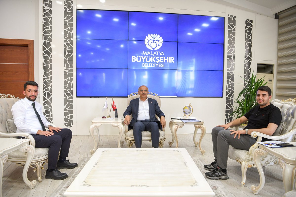 Sami Er (@samiermbb) on Twitter photo AK Parti Malatya İl Gençlik Kolları Başkanımız <a href="/kaganmercannn/">Kağan Mercan</a> ve Büyükşehir Belediye Meclis Üyemiz Ahmet Gülmez ile belediyemizde bir araya geldik.
Malatya’mızın yarınlarını inşa edecek gençlerimiz için yürütülen çalışmaları konuştuk, birlikte yapacağımız projeleri AK Parti Malatya İl Gençlik Kolları Başkanımız <a href="/kaganmercannn/">Kağan Mercan</a> ve Büyükşehir Belediye Meclis Üyemiz Ahmet Gülmez ile belediyemizde bir araya geldik.
Malatya’mızın yarınlarını inşa edecek gençlerimiz için yürütülen çalışmaları konuştuk, birlikte yapacağımız projeleri