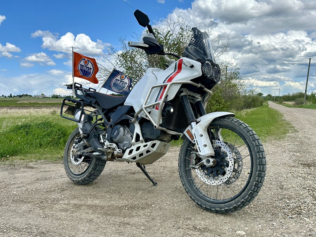 Got the #Ducati ready for the #StanleyCup finals! <a href="/EdmontonOilers/">Edmonton Oilers</a> #LetsGoOilers   <a href="/DucatiMotor/">Ducati</a>