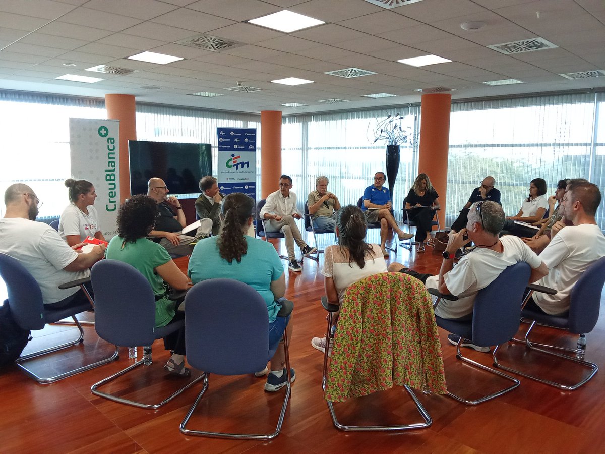 Estem a <a href="/creublanca/">CreuBlanca</a> a la sessió participativa per l’anàlisi del Pla Català d’Esport a l’Escola i dels Jocs Esportius Escolars de Catalunya convocada per <a href="/esportcat/">Esports</a>
Moltes gràcies als assistents per les vostres aportacions!