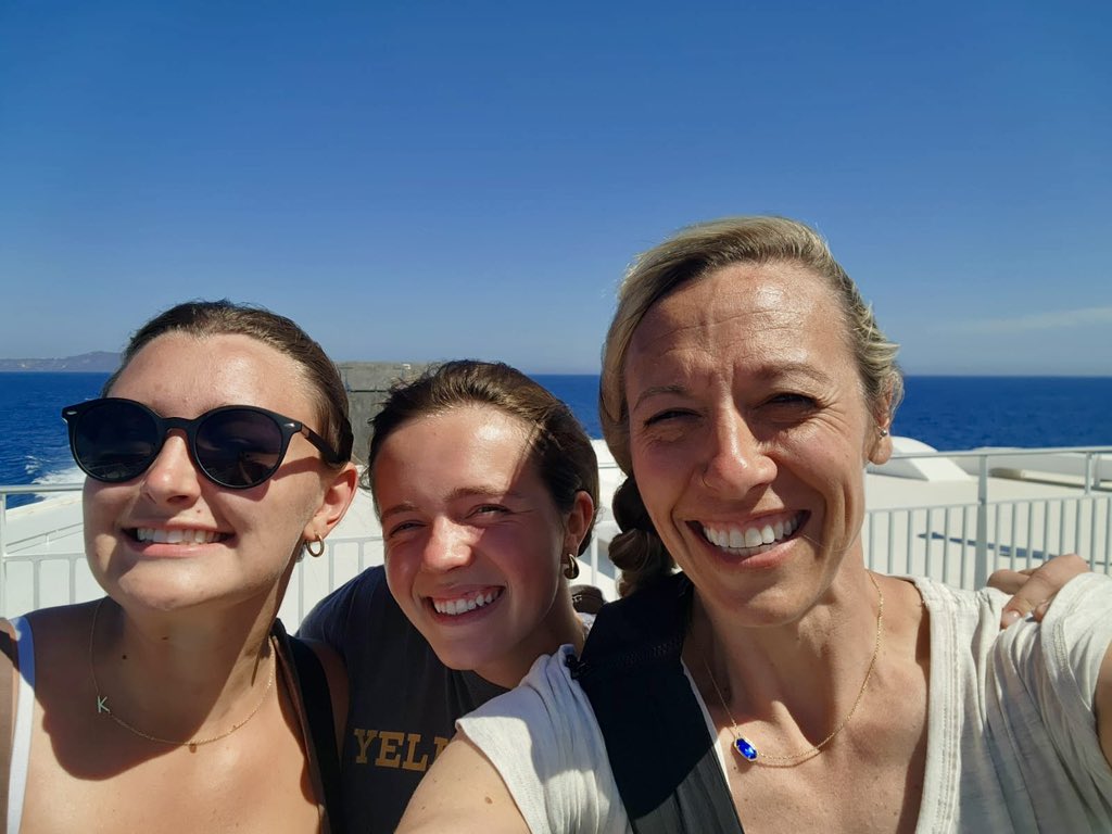 Luther College WBB tweet media