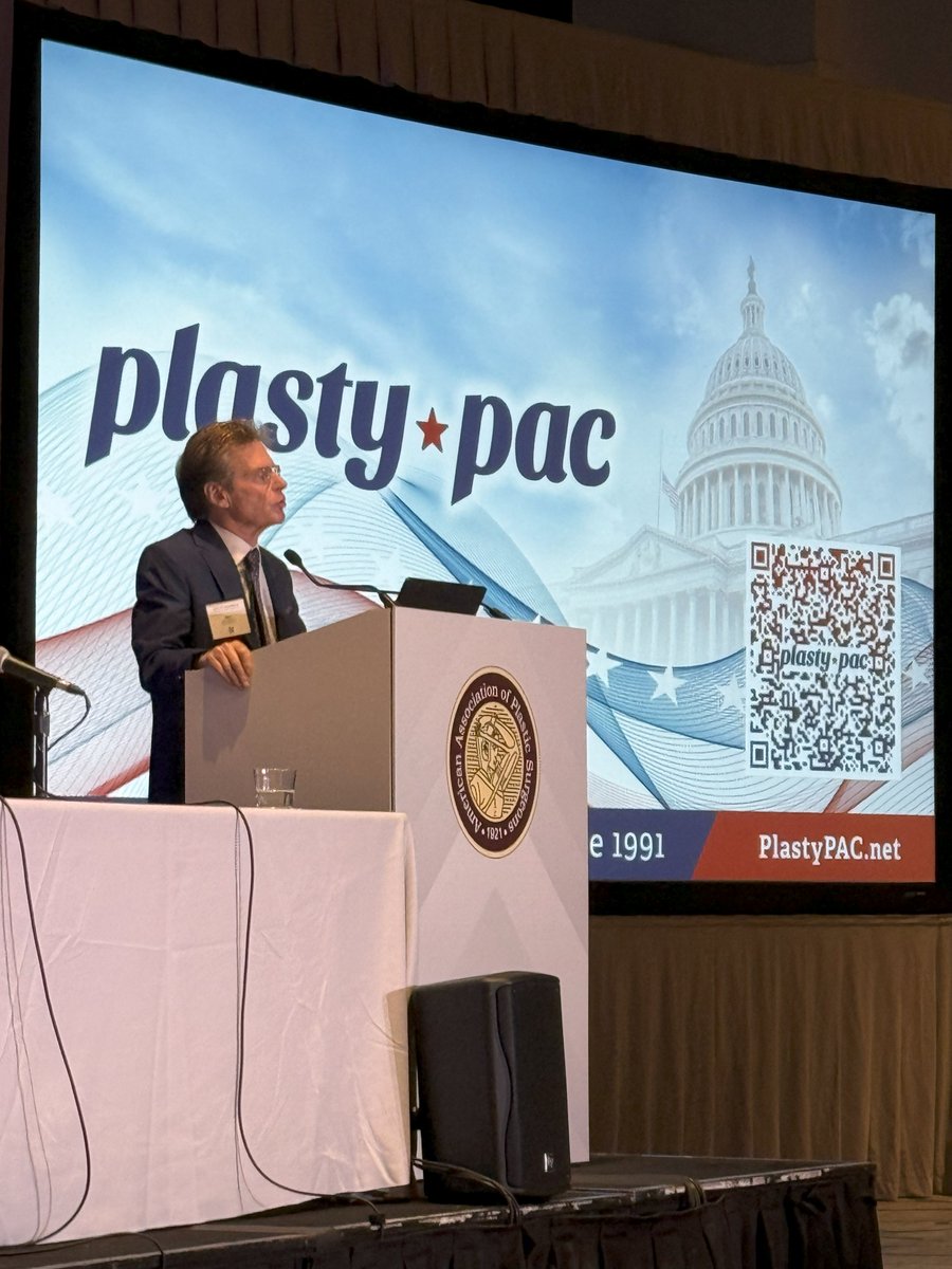 Dr. Alan Matarasso at the American Association of Plastic Surgeons annual meeting presenting the update on ASPS/PSF. Our Plasty PAC advocates for our patients and ASPS/ PSF board-certified plastic surgeons. Please see our QR code!
#PlasticSurgeonMatarasso #plasticsurgery #aaps