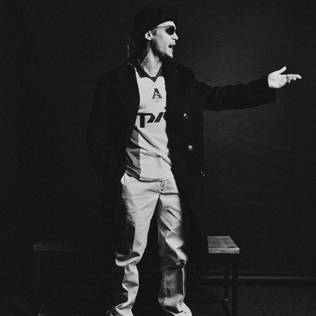 stap1c's tweet image. хотел произвести хорошее впечатление, но нахуярился и оставил незабываемое.