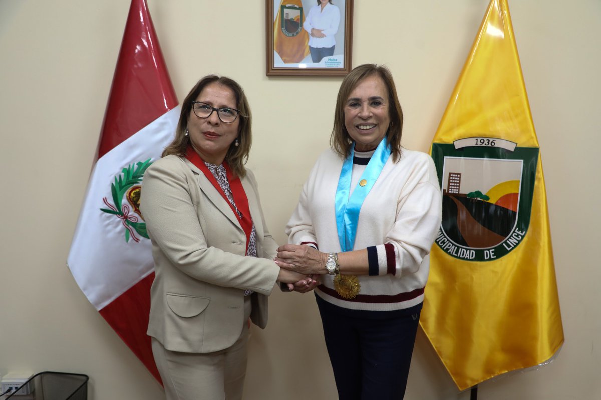 LinceconMalca's tweet photo. Recibí a la presidenta de la Corte de Lima, Dra. Miluska Cano. Dialogamos sobre la posible instalación de un juzgado de flagrancia en Lince y articulamos esfuerzos para enfrentar la criminalidad. ¡La seguridad se construye con gestión y trabajo en equipo! ⚖️🚨 https://t.co/UdaXA9pGdD