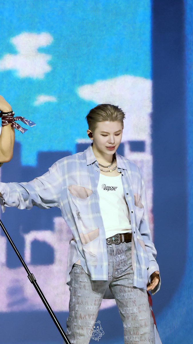 250525 잠수교

역시…

#WOOZI #우지 #이지훈 #李知勋 #ウジ
#SEVENTEEN #SVT #세븐틴