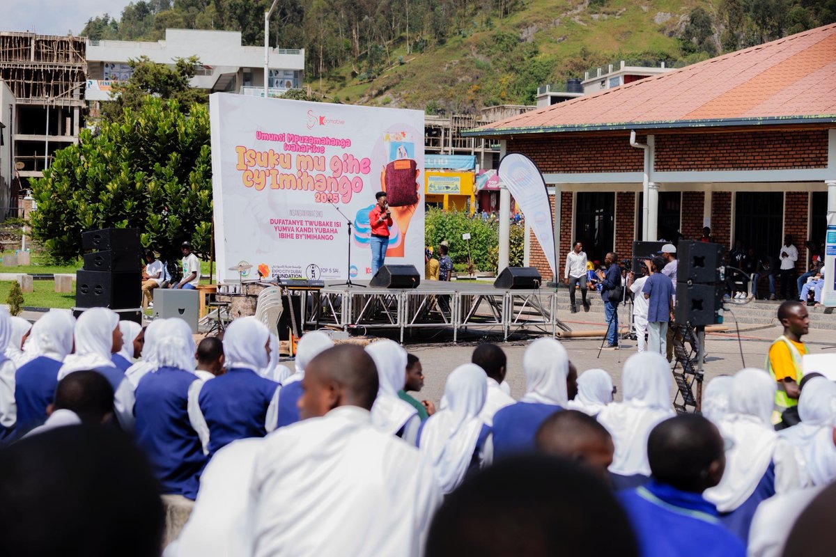 KosmotiveRwanda's tweet photo. Breaking Barriers, TOGETHER!  This @MHDay28May  2025, Collaborated efforts between @KosmotiveRwanda &amp; @expocitydubai  foundation reminded us how powerful shared efforts can be. 

At Musanze Youth Center, we united under one goal: building a #PeriodFriendlyWorld

📍Musanze-Rwanda https://t.co/KUWzunosAj