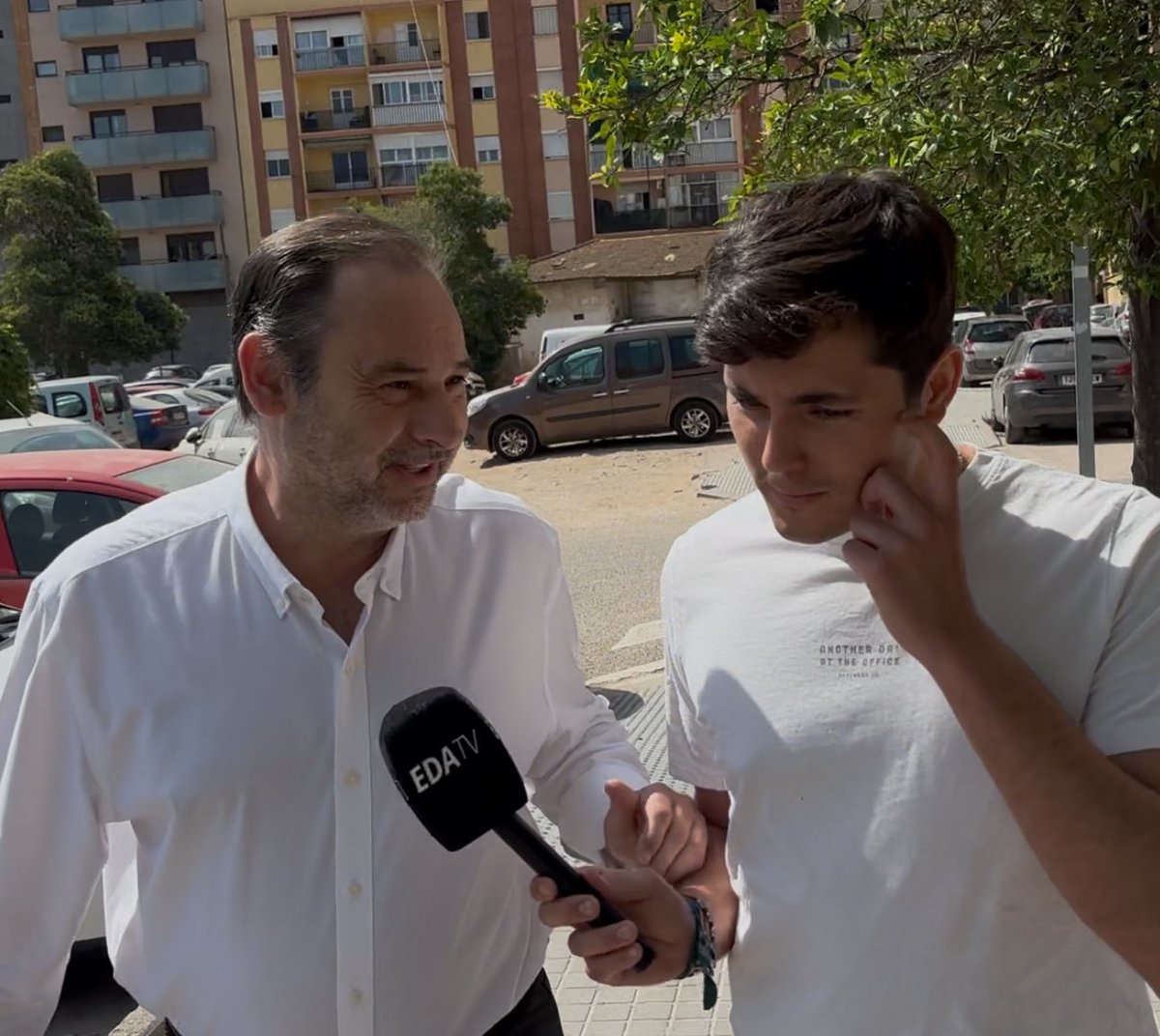 En menos de una semana.

Quien me llame ‘pseudoperiodista’ puede echar currículum en el PSOE que necesitan fontanera.