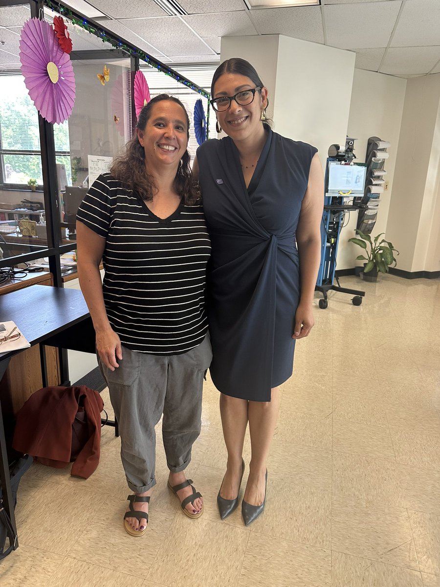 Elizabeth Merino (@sgmsap) on Twitter photo We are so happy to have <a href="/3G_DC/">3GDC</a> speakers like Ms. <a href="/ksglassman/">Kim Glassman</a> speak with our Social Studies classes today. We even had a special visitor Ms. <a href="/Montoya4MCPS/">Rita Montoya</a>. We appreciate you both visiting <a href="/ShadyGroveMS/">Shady Grove MS</a>! We are so happy to have <a href="/3G_DC/">3GDC</a> speakers like Ms. <a href="/ksglassman/">Kim Glassman</a> speak with our Social Studies classes today. We even had a special visitor Ms. <a href="/Montoya4MCPS/">Rita Montoya</a>. We appreciate you both visiting <a href="/ShadyGroveMS/">Shady Grove MS</a>!
