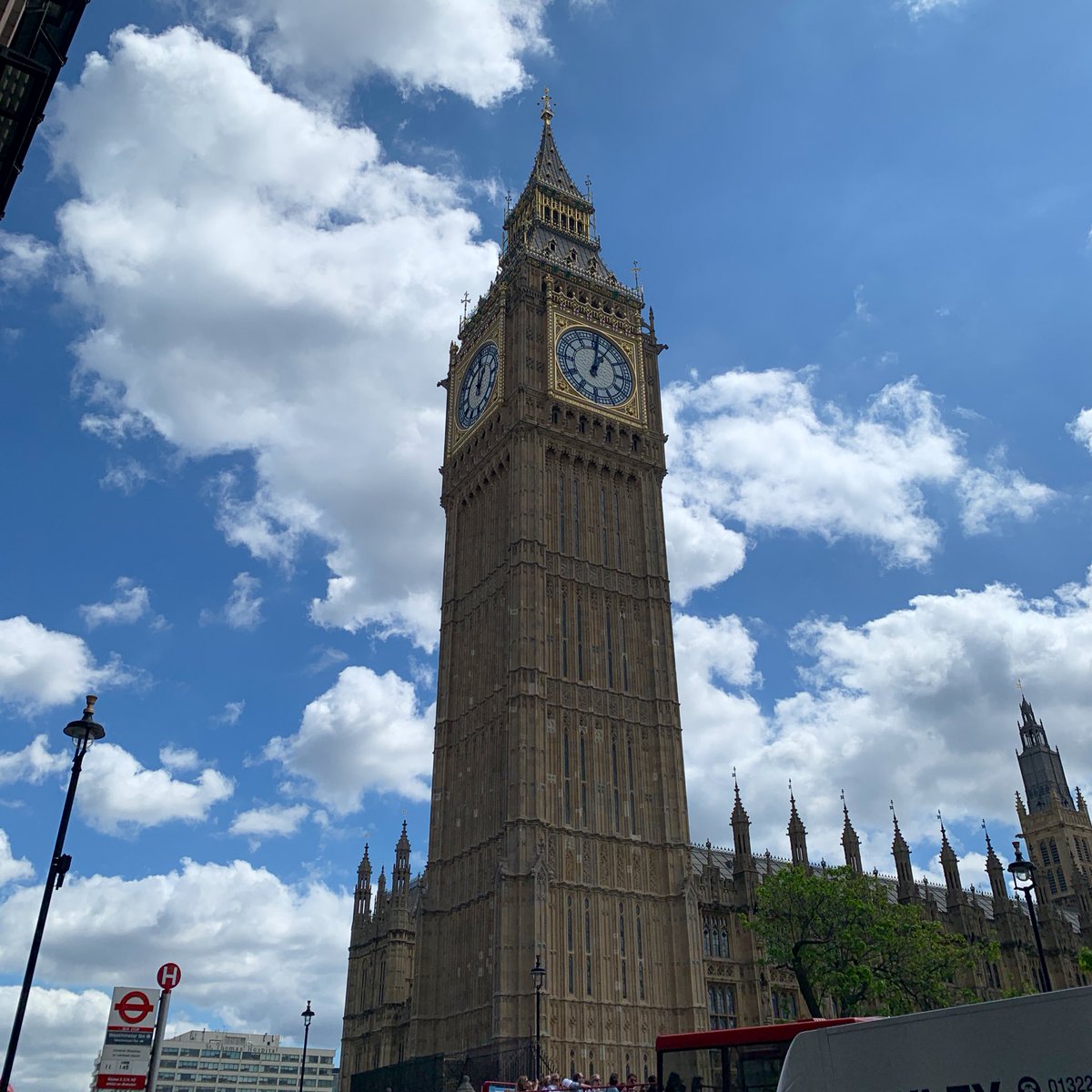 senedipity's tweet photo. Long weekend in 17. 🇬🇧 https://t.co/SytNCSORDe