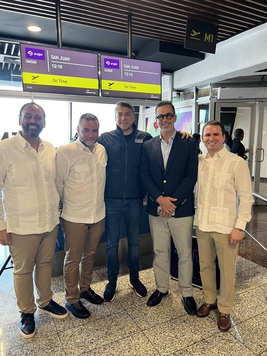 Guillermo Julián (@guillejj) on Twitter photo 🚨¡Inauguramos vuelo a San Juan, Puerto Rico!✈️🇵🇷
Desde Santo Domingo, bajo el acuerdo de Cielos Abiertos 🌎✈️
Gracias a la visión de nuestro CEO @VictorPachecoM, el apoyo del Presidente <a href="/luisabinader/">Luis Abinader</a>, el Ministro de Turismo <a href="/DavidColladoM/">David Collado</a> y el gran trabajo de IDAC y JAC 🙌🏼🇩🇴 🚨¡Inauguramos vuelo a San Juan, Puerto Rico!✈️🇵🇷
Desde Santo Domingo, bajo el acuerdo de Cielos Abiertos 🌎✈️
Gracias a la visión de nuestro CEO @VictorPachecoM, el apoyo del Presidente <a href="/luisabinader/">Luis Abinader</a>, el Ministro de Turismo <a href="/DavidColladoM/">David Collado</a> y el gran trabajo de IDAC y JAC 🙌🏼🇩🇴