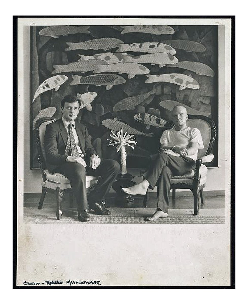 jmlx_john2's tweet photo. Edmund White, “the godfather of queer lit", has died at age 85. With Truman Capote, photographed by Robert Mapplethorpe c. 1980 https://t.co/m3vCQiUVDJ