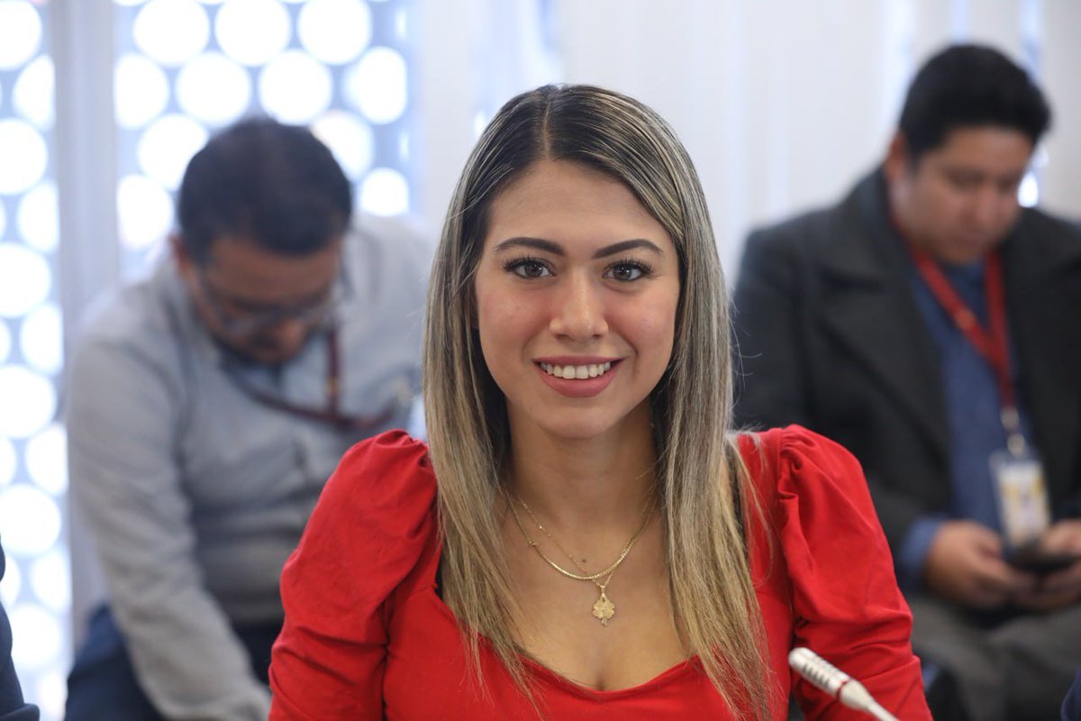Asamblea Nacional (@asambleaecuador) on Twitter photo La asambleísta <a href="/cristinajacomee/">Christina Jácome</a> invita a visitar las casas de salud a nivel nacional y conocer la situación de los pacientes oncológicos; solicita que se incluya la comparecencia del Ministro de <a href="/Salud_Ec/">Ministerio de Salud Pública 🇪🇨</a> en el plan de trabajo de <a href="/DerechoSaludAN/">Comisión del Derecho a la Salud y Deporte</a>. La asambleísta <a href="/cristinajacomee/">Christina Jácome</a> invita a visitar las casas de salud a nivel nacional y conocer la situación de los pacientes oncológicos; solicita que se incluya la comparecencia del Ministro de <a href="/Salud_Ec/">Ministerio de Salud Pública 🇪🇨</a> en el plan de trabajo de <a href="/DerechoSaludAN/">Comisión del Derecho a la Salud y Deporte</a>.
