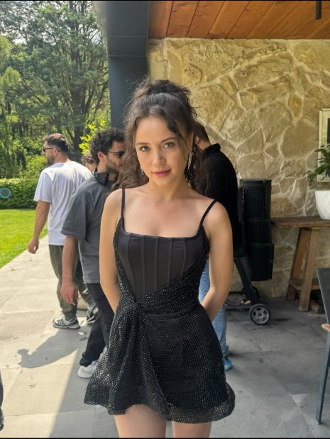 Kızlar beğendiniz beni çok güselim dimi 🫠🤌🧿 çok bakmayın gözünüz kalır 🧿 kem gözlüler 🧿

#YağmurYüksel