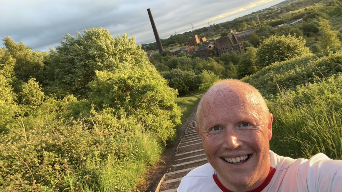 Frustrating week this week. Hurt myself in gym on Sunday.

Today’s run was up Light Oaks very steep climb. 

11.17 per mile which feels slow… 

But then again few years ago I’d of given my left arm just to be able to run up there at all, let alone worry about pace!

Context!