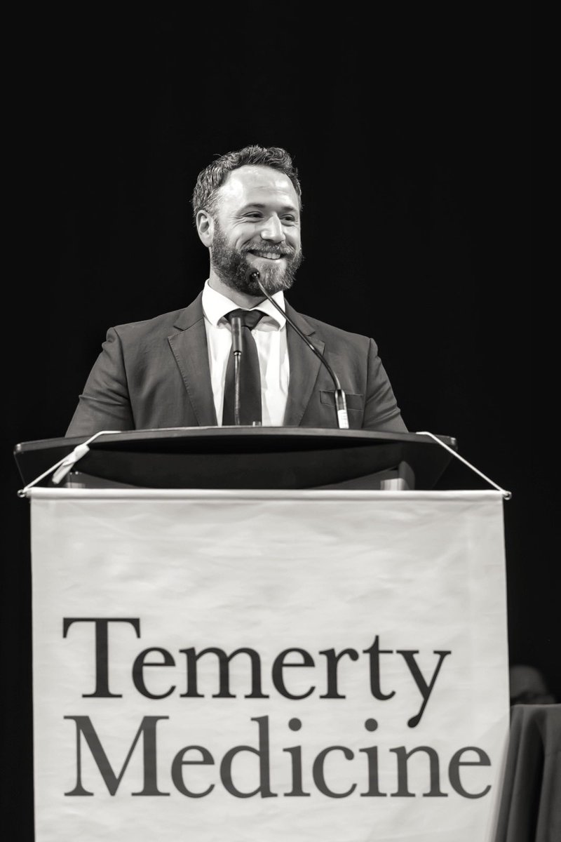 David Lawrence, MD MPH (@davidwlawrence1) on Twitter photo Humbled and deeply honoured to be invited as the Keynote Speaker for <a href="/UofT/">University of Toronto</a>Medicine 2025 convocation ceremonies. Grateful to be part of such a meaningful milestone for the next generation of physicians! @UofT <a href="/UofTFamilyMed/">UofT Family Medicine</a> <a href="/UofTKPE/">U of T Kinesiology & Phys Ed</a> Humbled and deeply honoured to be invited as the Keynote Speaker for <a href="/UofT/">University of Toronto</a>Medicine 2025 convocation ceremonies. Grateful to be part of such a meaningful milestone for the next generation of physicians! @UofT <a href="/UofTFamilyMed/">UofT Family Medicine</a> <a href="/UofTKPE/">U of T Kinesiology & Phys Ed</a>