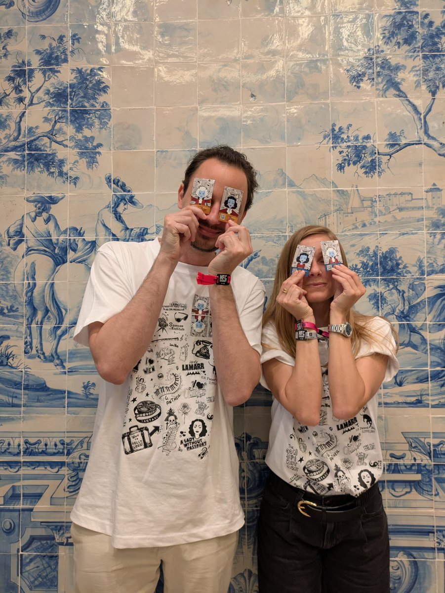 CREATIVE MINDS took the stage at @NFCsummit Hackatao x Crypto stamp art