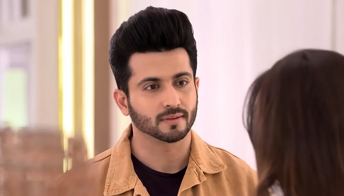 ikk_kudi's tweet photo. It’s not every day that Karan and Preeta treat each other so sweetly. No fights, no silly arguments, no taunts, and no funny names. They were talking calmly and even looked a little shy 🫶🏻❤️✨ https://t.co/lFglmyB6hu