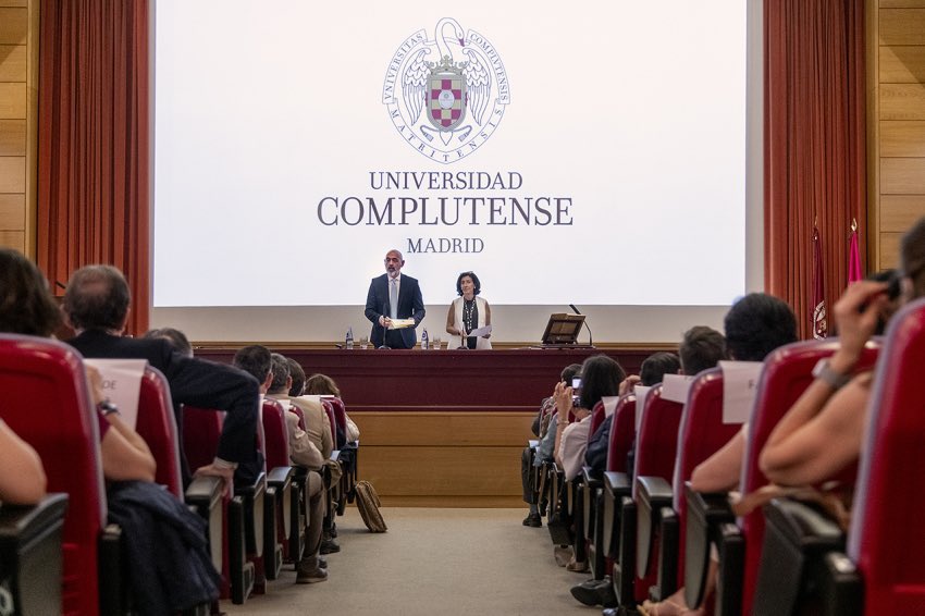 Ayer pregunté en el Claustro de la <a href="/unicomplutense/">Complutense</a> por qué la universidad no aplica la reserva que establece la normativa del 15% de las plazas ofertadas para acceso de acreditados I3/R3 (investigadores cualificados). Me respondió el vicerrector que el hecho de que esa reserva