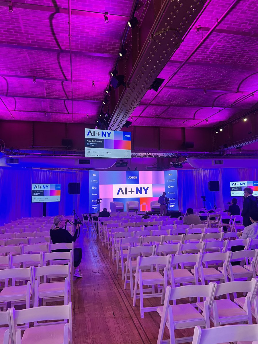 SamSullivan's tweet image. Hello AI + NY 
#NYTechWeek