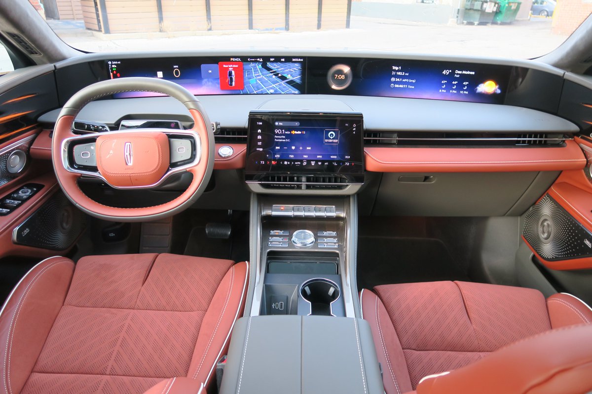 The 2025 Lincoln Nautilus Black Label SUV lives up to the iconic Lincoln tagline of years past- "What a luxury car should be".    Click the link to hear my review and impressions of the 2025 Lincoln Nautilus Black Label SUV.  open.spotify.com/episode/4DUto4…  #lincoln #lincolnmotorcompany