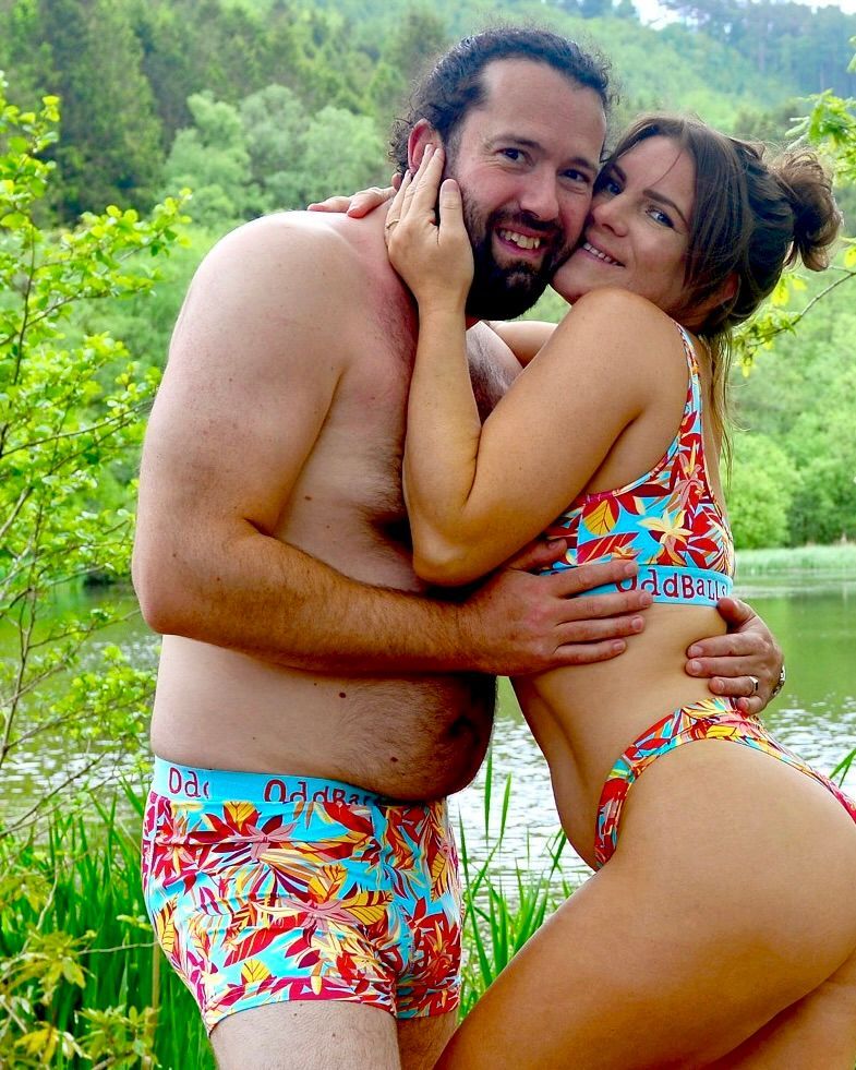THE TEMPERATURE'S RISING! 🔥☀️

Summer is OFFICIALLY here with CALYPSO! 🏝️😎 

Bring some SUNSHINE to your pants with our BRAND NEW design, available on general sale NOW: myoddballs.com/collections/ca…