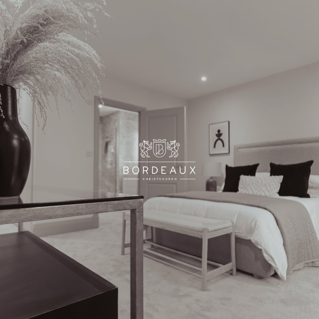 🔑 Bordeaux
𖡡 Chewton Farm Road, Christchurch, Dorset

#Christchurchuk #realestateuk #propertyuk #downsizing