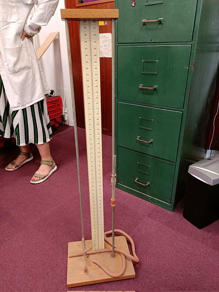 Kate Wilkinson (@kate__wilkinson) on Twitter photo Lab techs have been looking in the backs of cupboards again. We'd really love to make contact with anyone who would be able to help us re-home some vintage equipment. It's too old to donate to schools and not quite old/special enough for a museum. <a href="/Hookean1/">Dr Dan Jones</a> <a href="/joel120193/">Joel Kenyon</a> Lab techs have been looking in the backs of cupboards again. We'd really love to make contact with anyone who would be able to help us re-home some vintage equipment. It's too old to donate to schools and not quite old/special enough for a museum. <a href="/Hookean1/">Dr Dan Jones</a> <a href="/joel120193/">Joel Kenyon</a>