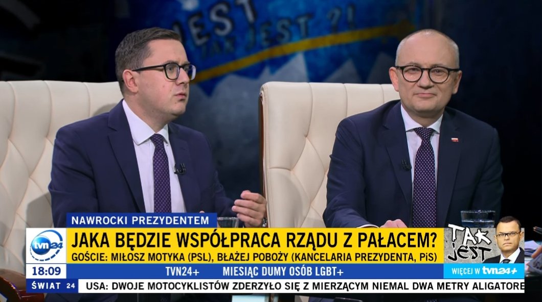 🍀 PSL (@nowepsl) on Twitter photo 💬 9 projektów ustaw, za które osobiście byłem odpowiedzialny, trafiło na biurko Prezydenta. Wszystkie zostały podpisane. W ciągu półtora roku poprzedniego rządu nie było tylu ustaw z całego resortu ile u nas od jednego wiceministra. To świadczy o tempie prac.
🍀<a href="/motykamilosz/">Miłosz Motyka</a> 💬 9 projektów ustaw, za które osobiście byłem odpowiedzialny, trafiło na biurko Prezydenta. Wszystkie zostały podpisane. W ciągu półtora roku poprzedniego rządu nie było tylu ustaw z całego resortu ile u nas od jednego wiceministra. To świadczy o tempie prac.
🍀<a href="/motykamilosz/">Miłosz Motyka</a>