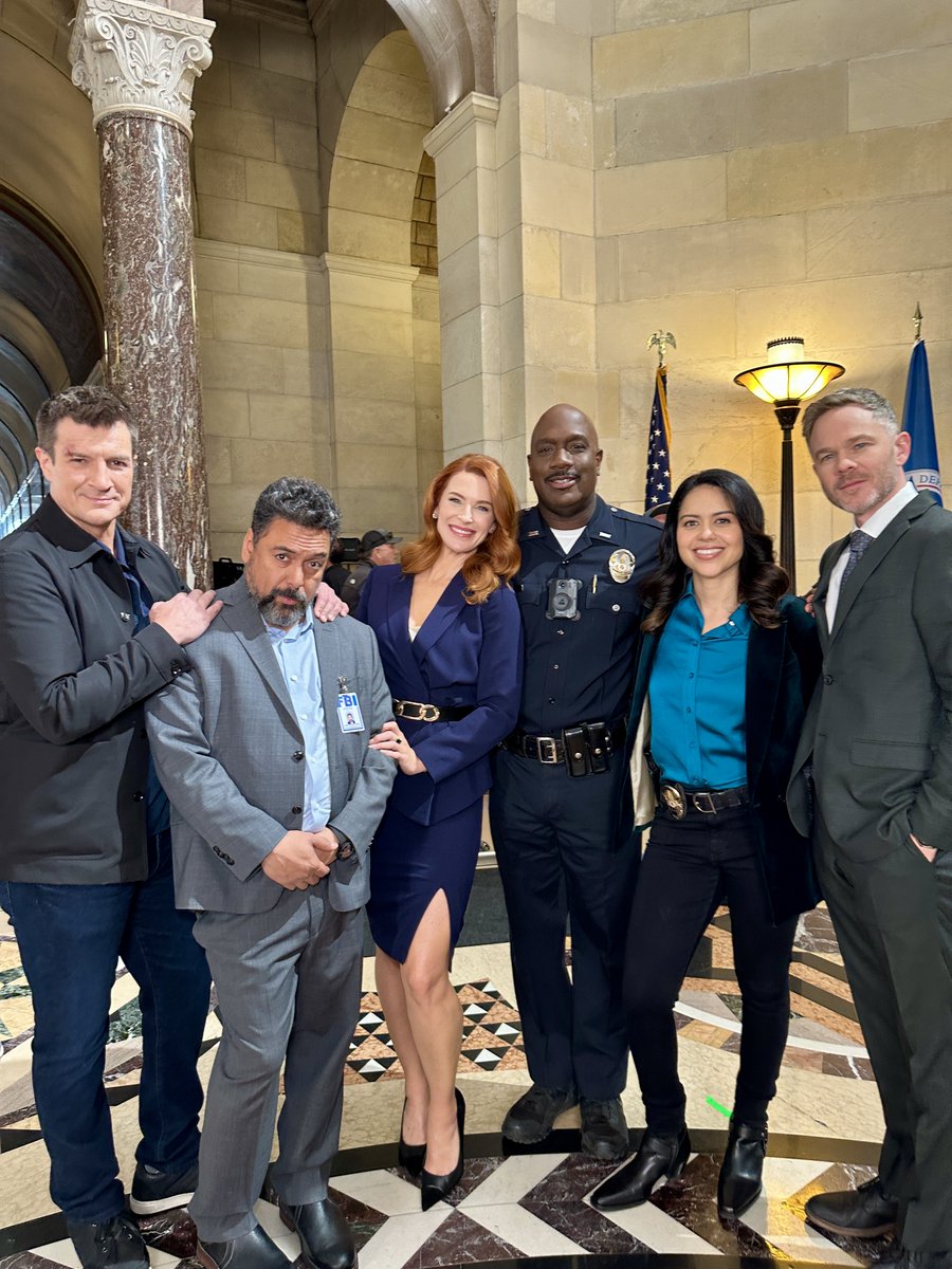 All smiles once the cameras stop rolling 😉 #TheRookie