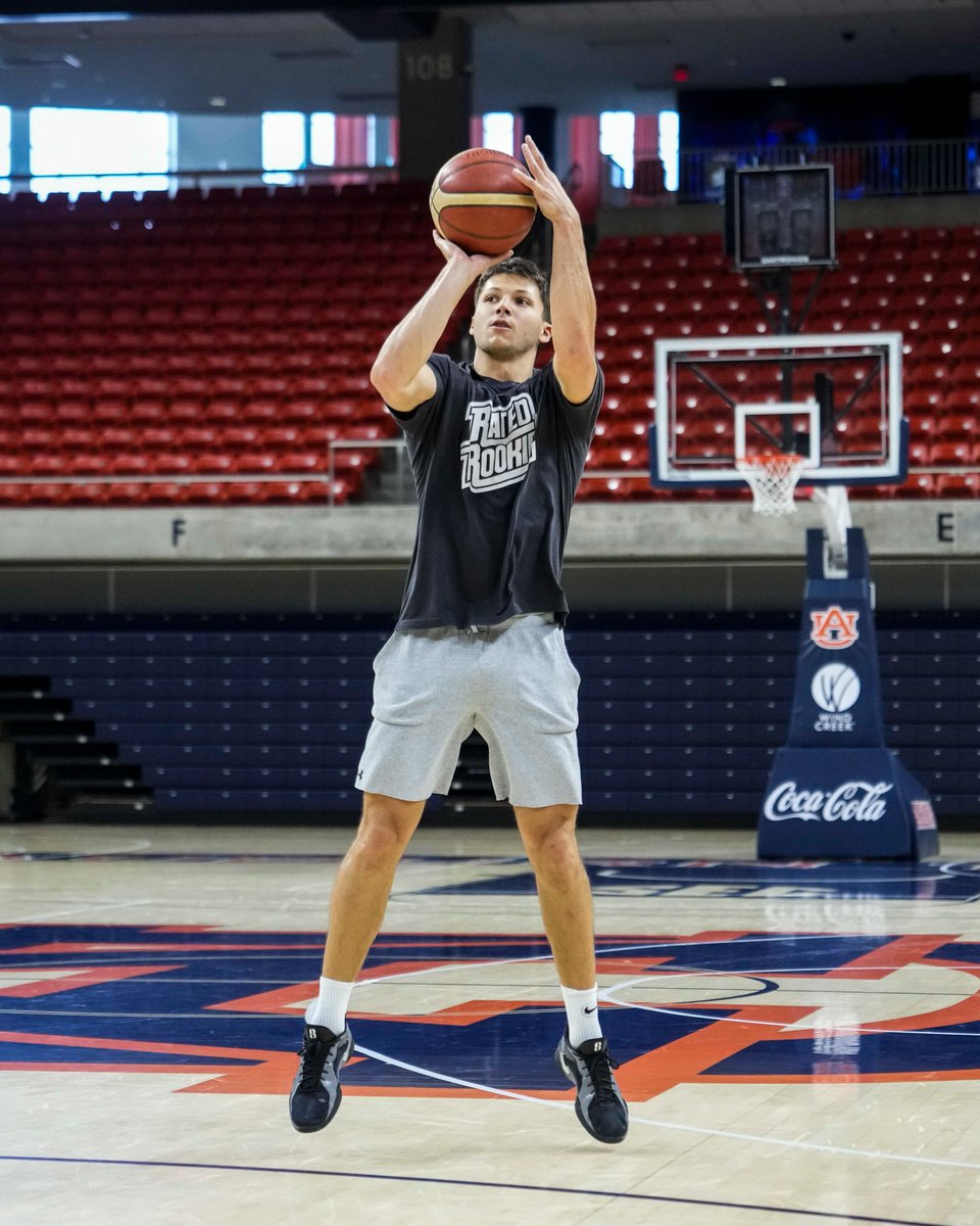 Auburn Basketball tweet media