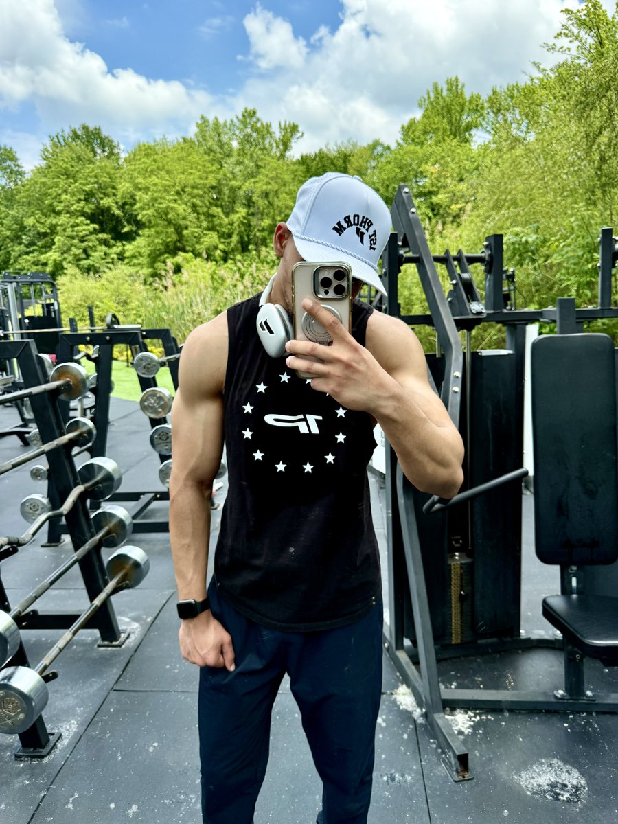☀️ is up  💪 out  - Summer Vibe 
#iam1stphorm