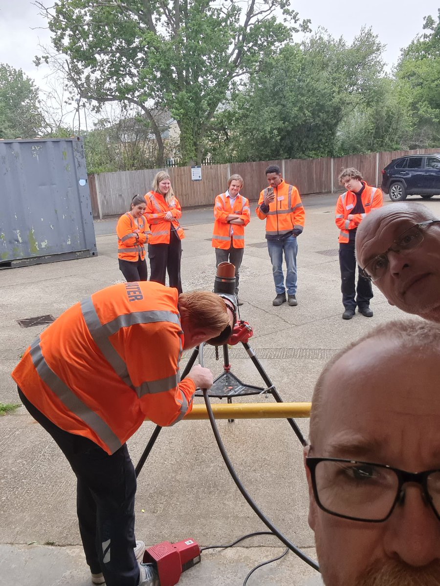 Amazing experience with @wessexwater_ sewer rehab team in Sandhurst today! Impressed by the team's eagerness to have a go! Looking forward to meeting more team members tomorrow #wessexwater #picote #trenchless #nodig #sewerrehabilitation #drains #drainage #innovation #gopicote