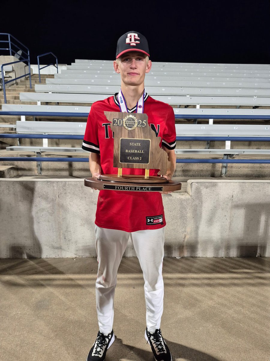 It was another good year for the Tipton Cardinals making program and school history for the second year in a row with a 4th place finish at state ending with a 21-9 record. 

Final Season Stats:
74 IP, 8 W, 3L, 20BB, 62K’s, 1.32 ERA, 1.14 WHIP, .220 BAA.