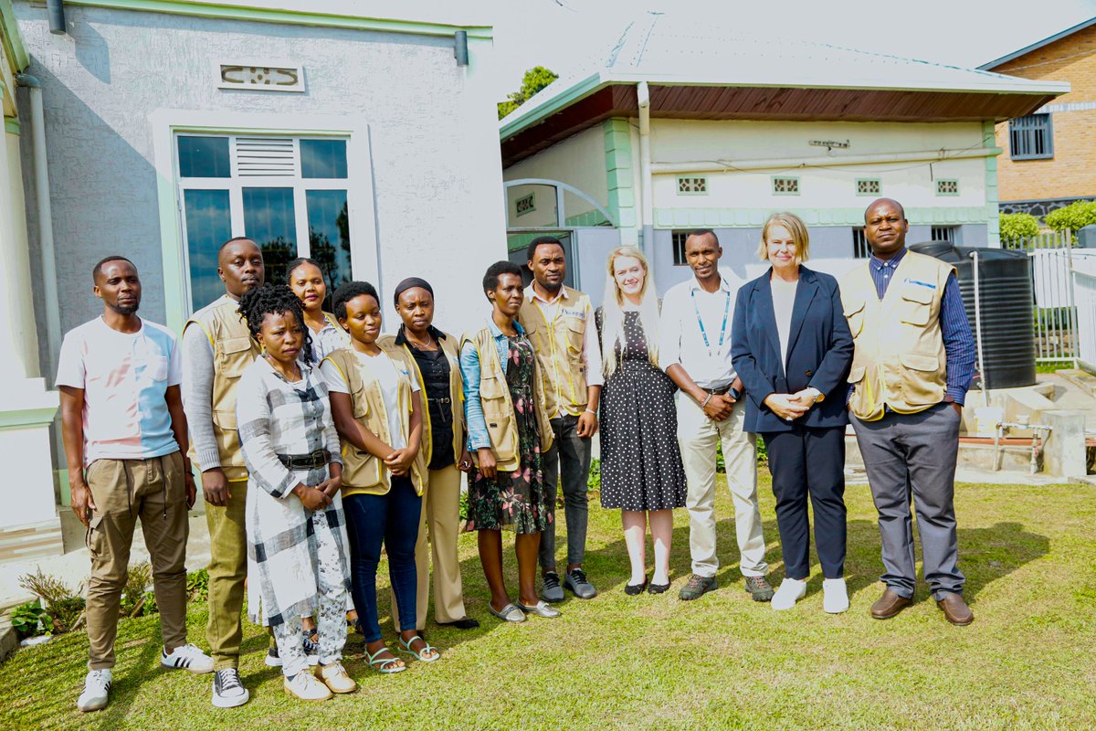 Kuri uyu wa Gatatu ambasaderi wa <a href="/UKinRwanda/">UK in Rwanda 🇬🇧🇷🇼🇧🇮</a>  yasuye radiyo y'abaturage Isangano ubwo yari mu ruzinduko muri <a href="/KarongiDistr/">Karongi District</a> . <a href="/A_ThorpeUK/">Alison Thorpe</a>  yasobanuriwe imikorere yayo n'umwanya wayo mu buzima bw'abaturage.