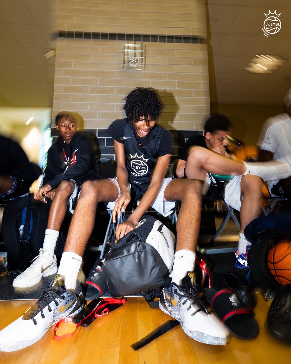 NikeEYB's tweet image. 𝗪𝗮𝗸𝗲 𝗨𝗽. 𝗟𝗼𝗰𝗸 𝗜𝗻.

Day 2 AM session ✔️

#JrEYBL | #GameTalks