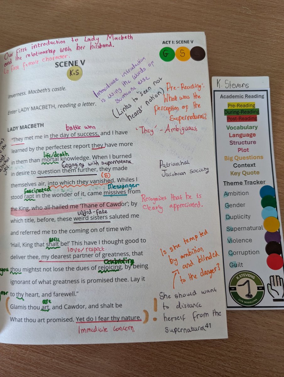By utilising colour-coded bookmarks, Year 10 are smashing their 'Macbeth' annotations as we develop routines to differentiate areas of academic reading and track key themes throughout! New process, but flying so far 🚀🏴󠁧󠁢󠁳󠁣󠁴󠁿