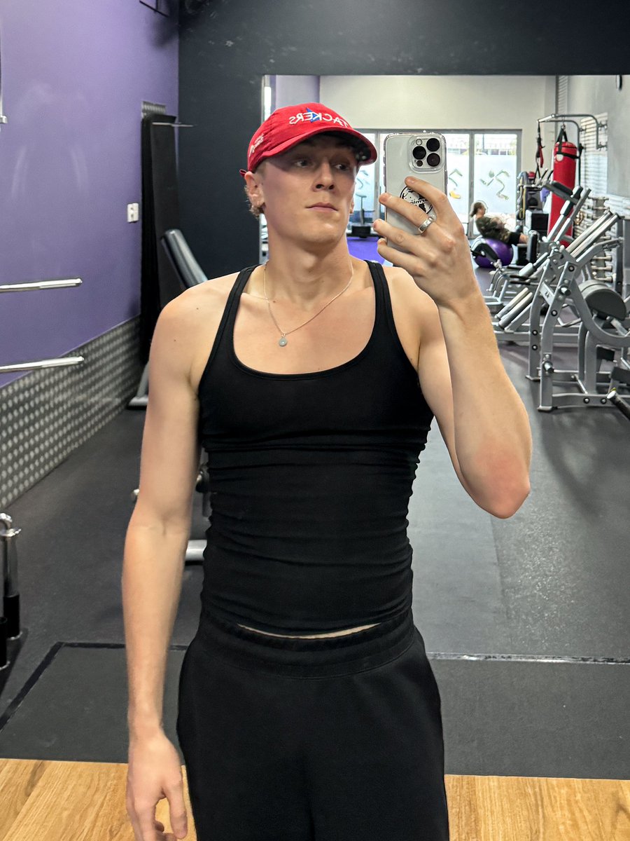 current favourite slutty gym outfit combo