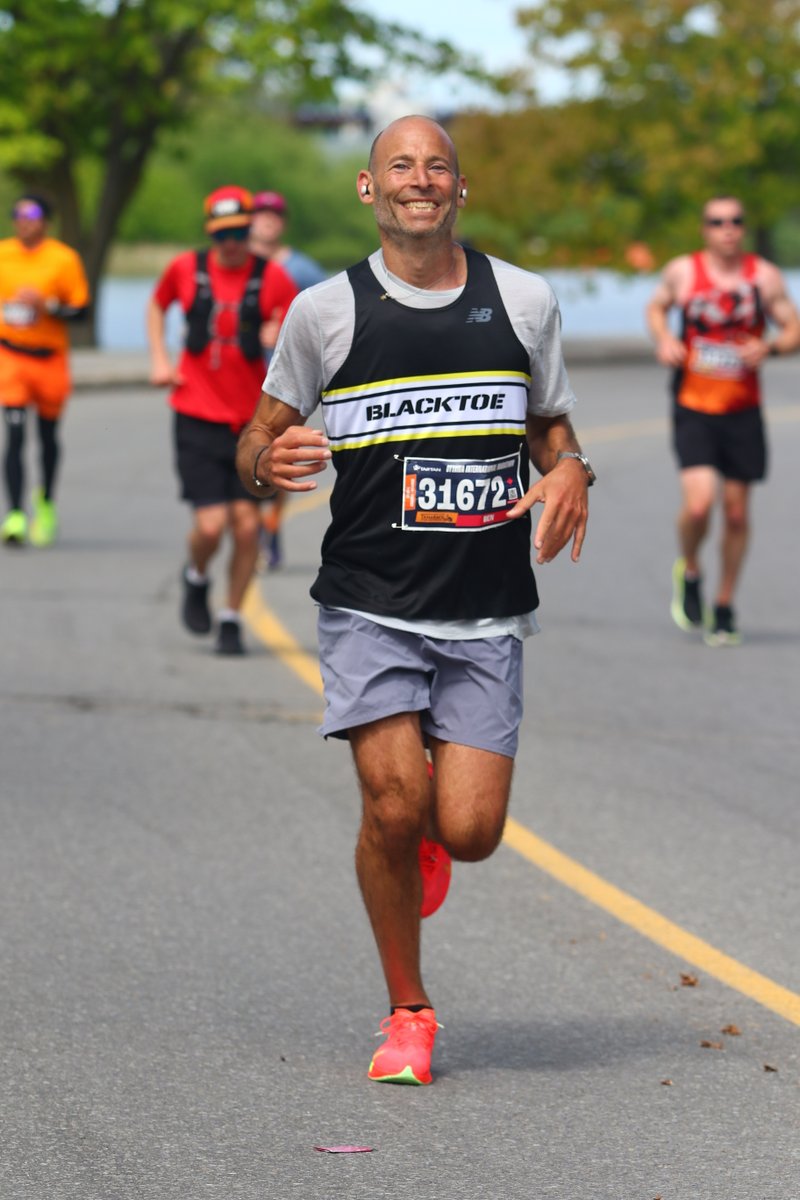 iRunNation (@irunnation) on Twitter photo Happy Global Run Day!
I Felt so Good, like Anything was Possible
iRun editor Ben Kaplan takes the Nike Vaporfly 4 for a spin at the <a href="/OttawaRaceWknd/">Tamarack Ottawa Race Weekend</a> Marathon.
Read how, here: irun.ca/at-the-races/r… Happy Global Run Day!
I Felt so Good, like Anything was Possible
iRun editor Ben Kaplan takes the Nike Vaporfly 4 for a spin at the <a href="/OttawaRaceWknd/">Tamarack Ottawa Race Weekend</a> Marathon.
Read how, here: irun.ca/at-the-races/r…