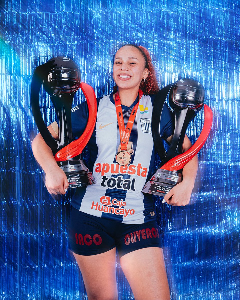 𝑬𝒍𝒍𝒂. 𝑵𝒖𝒆𝒔𝒕𝒓𝒂 𝒃𝒊𝒄𝒂𝒎𝒑𝒆𝒐𝒏𝒂. 🥰🏆🏆💙

#BicampeonasConCorazón
#ArribaAlianza
#ConAlianzaSiempre