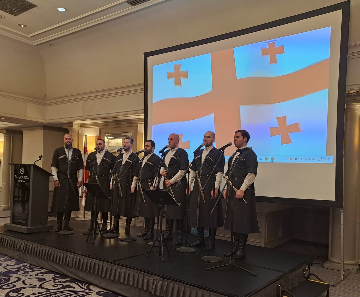 It was my great honour today to deliver a speech highlighting the key points in 🇬🇪-🇭🇷 relations at the reception on the occasion of the Independence Day of #Georgia