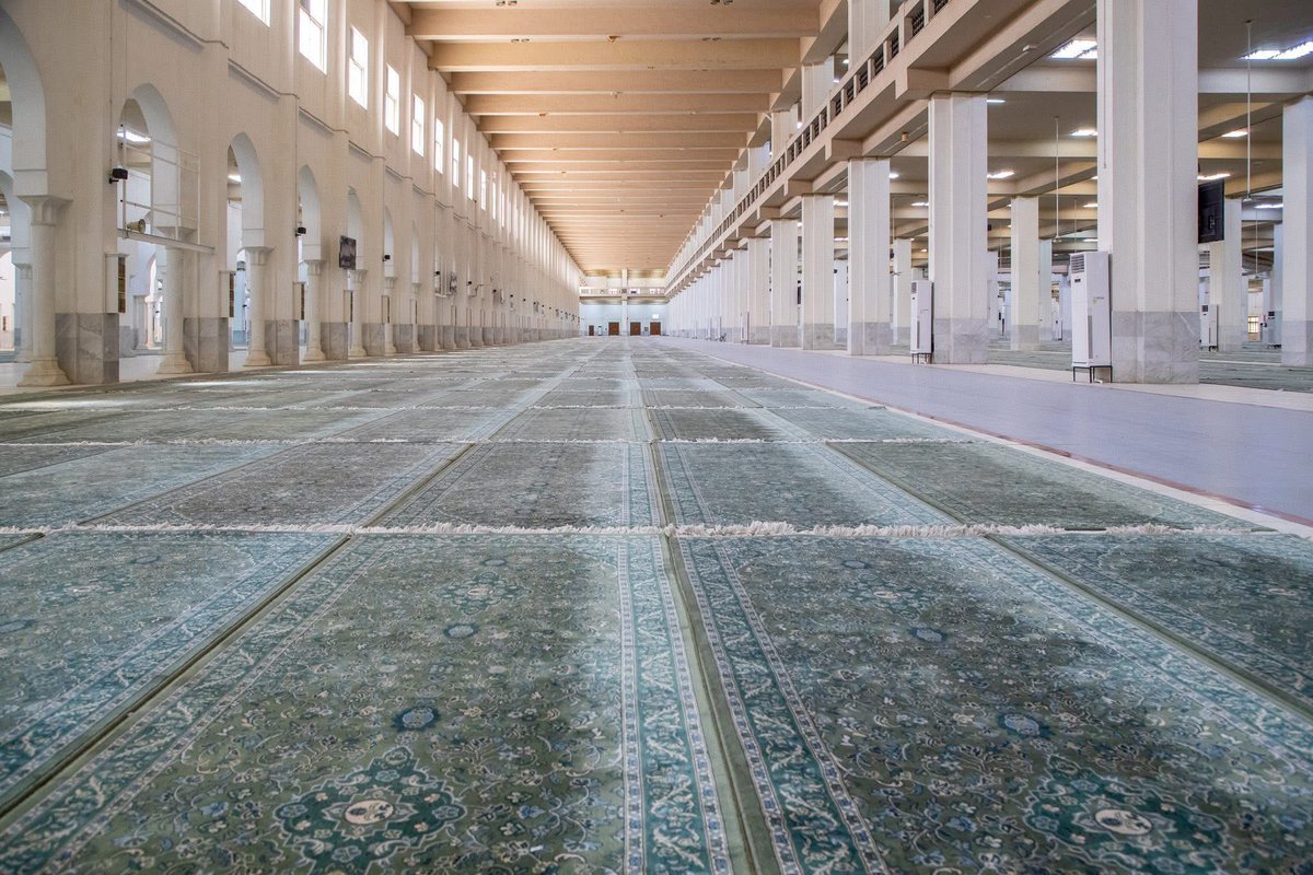 insharifain's tweet image. Masjid Namirah in Arafat is ready to receive Hujjaj tomorrow 

#Hajj1446