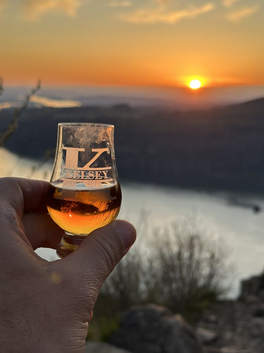 Eric Patrick (@cherrydude) on Twitter photo For this week's #Top4Theme #Top4Trails, I'm showcasing:
1. Sunrise at Ahtanum Ridge Trail
2. Random trail i stumbled upon in Issaquah
3. Columbia Gorge - Punchbowl Falls
4. Columbia Gorge Angel’s Rest
Share your trail pics & tag <a href="/obligatraveler/">obligatory traveler</a> For this week's #Top4Theme #Top4Trails, I'm showcasing:
1. Sunrise at Ahtanum Ridge Trail
2. Random trail i stumbled upon in Issaquah
3. Columbia Gorge - Punchbowl Falls
4. Columbia Gorge Angel’s Rest
Share your trail pics & tag <a href="/obligatraveler/">obligatory traveler</a>