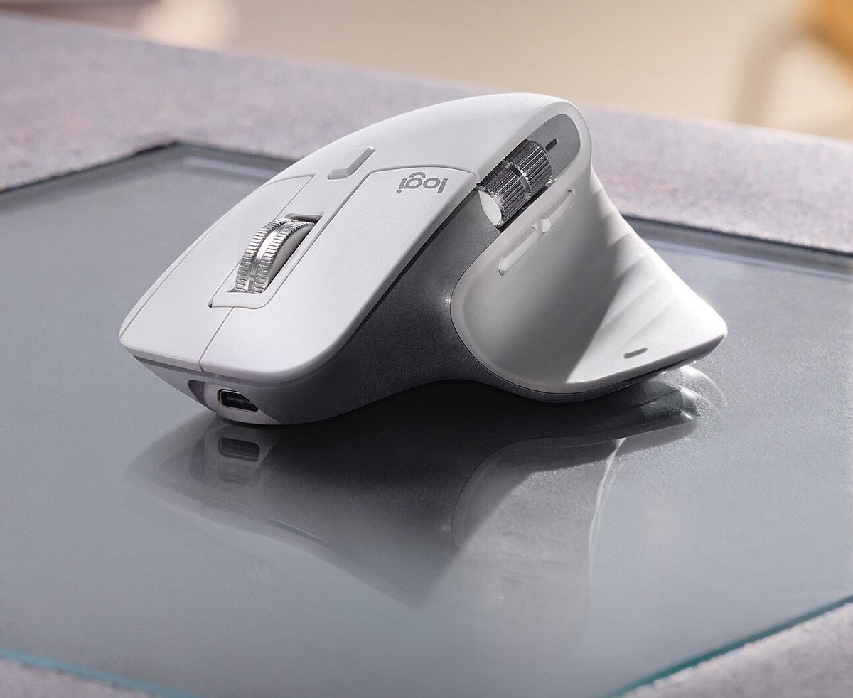 Fan_Technologii's tweet image. Na Dzień Dziecka zamówiłem sobie zwierzaczka... Długo myślałem nad różnymi, wybór padł na gryzonia 3s. Dobre to..? Bo ludzie na dzielni se chwała... Tylko kotów nie maja... 👀

#LOGITECHMXMaster3S