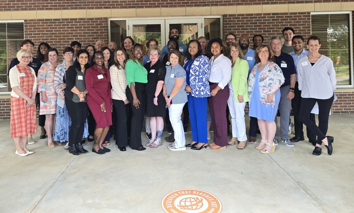 IPaT faculty including Michael Best, executive director, and Rudy Gleason recently attended the "Top 10 Problem Discovery Workshop for Diabetes" held at Mercer University's Innovation Center in Macon, Georgia.