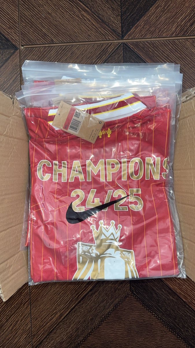 Thekitman20__'s tweet photo. LFC champions shirts 

Size small and medium in hand remaining!

Ready to post out! £30 each excluding postage!

Message the page to secure yours https://t.co/fnEDtinM8Y