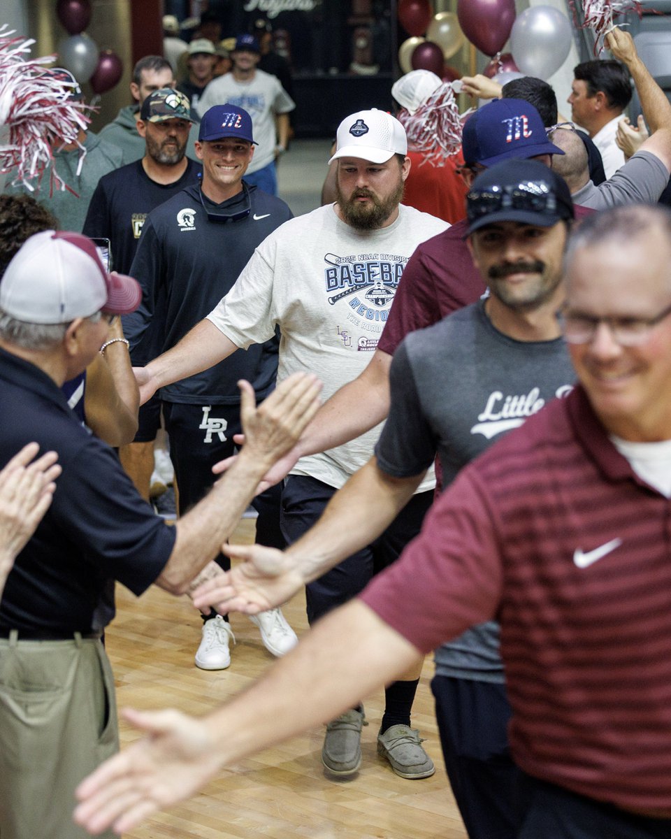 Little Rock Trojan Baseball tweet media
