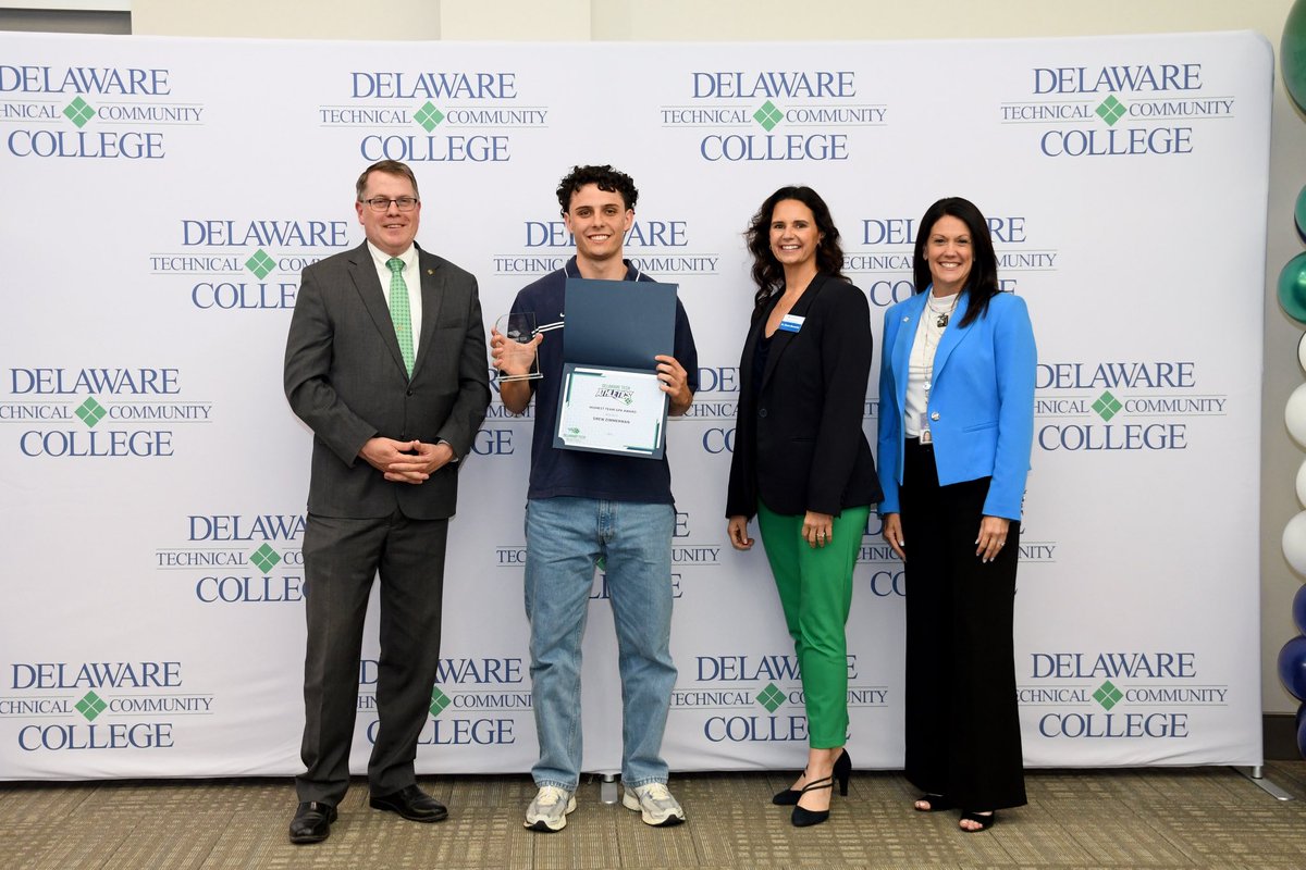 drewmann01's tweet photo. Had a fun time at the Delaware Tech CC Athletic Awards Banquet! 🙏🏼😁
• EPAC Player of the year 
• 1st team EPAC All-Conference 
• 1st team Region-19
• Highest team GPA
• Team MVP
• All-Academic team (fall/spring) 
• 2x player of week https://t.co/oL6PocAptm