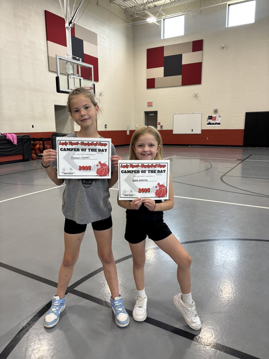CvilleTigersBB's tweet photo. What an awesome first day of 🏀 Camp for our 2nd &amp; 3rd grade Lady Tigers! Congrats to Madison and Sadie for Campers of the Day!!! @CESTigerPride https://t.co/I0ZY7WHp4B