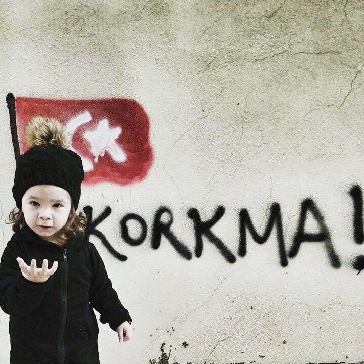 HarpCografyasi's tweet photo. Zordur Türk olmak. 
Dünyayla savaşırsın.
Ama Türk olmamak daha zordur.
Türk'le savaşırsın!
Umutsuzluğa kapılma ey çocuk.
2000 yıldır olduğu gibi:
TÜRK "BİTTİ" DEMEDEN, BİTMEZ! https://t.co/fiQMgzg7p2