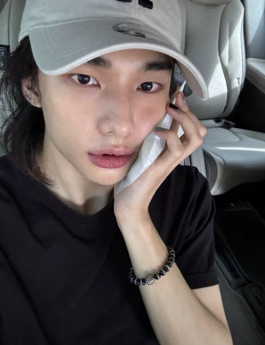 yoonha_p's tweet photo. heej:) dacie lajka? to do was napisze https://t.co/HdoxU98PLJ