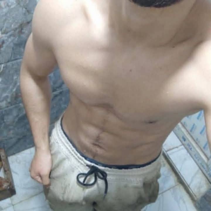 هلا يا حلوين مين هتجي تسهر معاي وندلع بعض انا سنجل عمري ٢٨ ومشتهي انيك مين هتجي ابسطهي